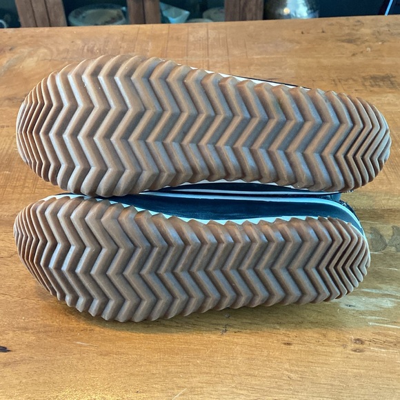 Sorel Out N’ About Leather Boot 🦆 - Picture 5 of 8